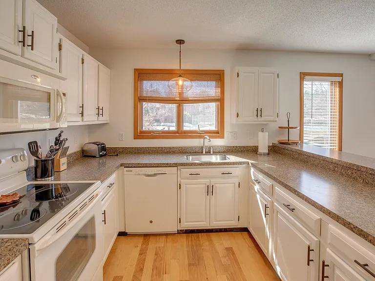 18 Ridge Dr #C-34 — Photo 6