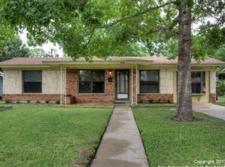 214 Chelsea Dr, San Antonio, TX 78213