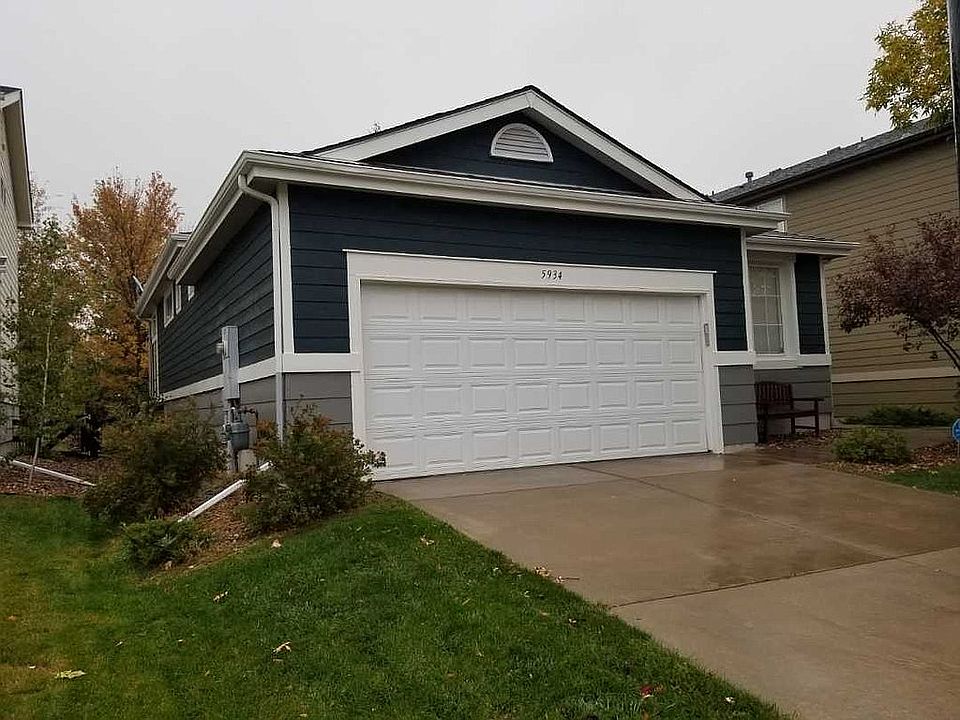 Front of the house 