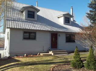 1920 Crockett Dr, Craig, CO 81625