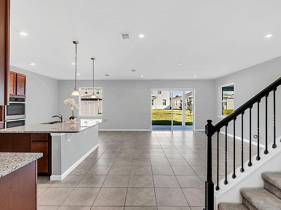 Spacious Family Room