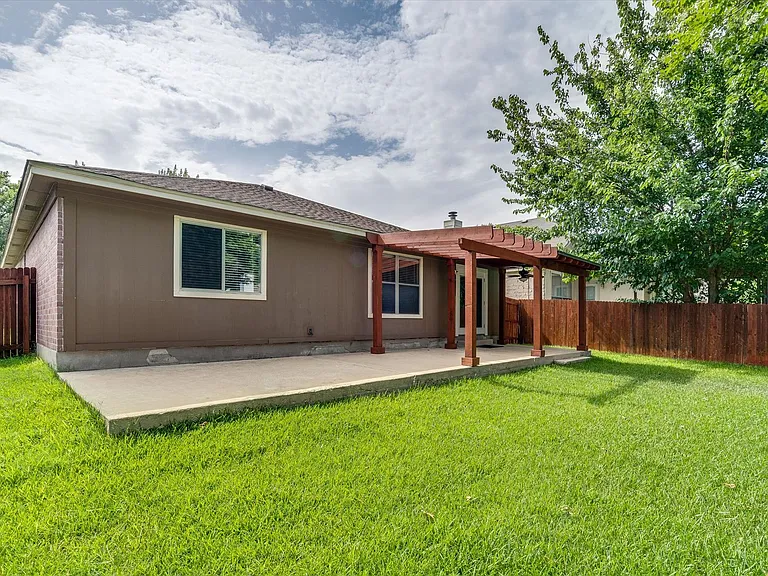 20821 Pacers Gait Ln — Photo 20