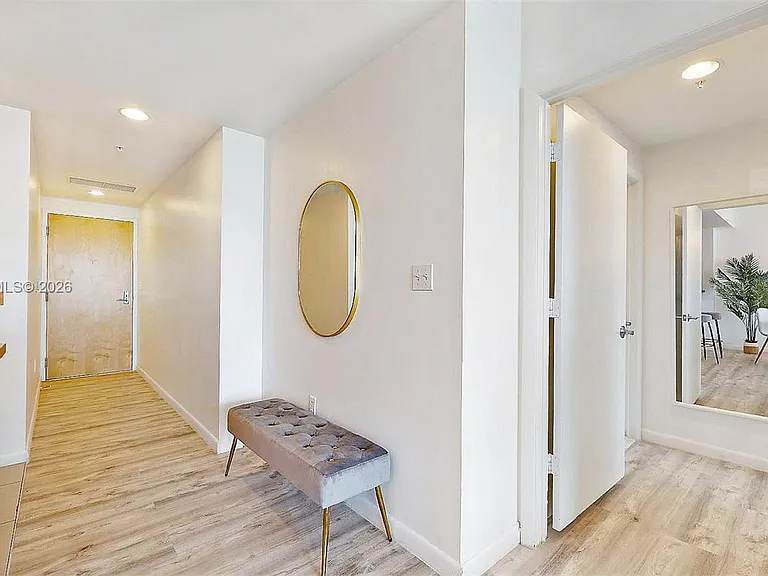 244 Biscayne Blvd #704 — Photo 15