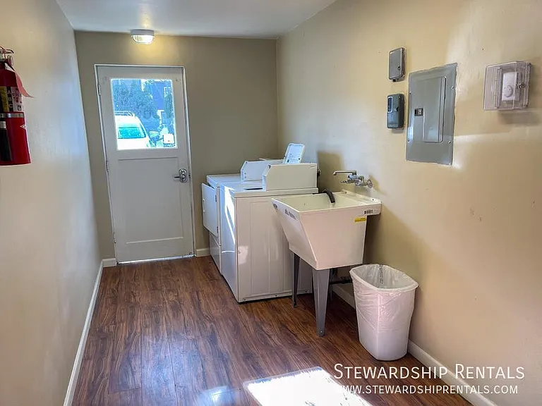1020 E 18th Ave #1 — Photo 19