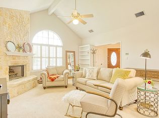 202 Schweppe St, Boerne, TX 78006
