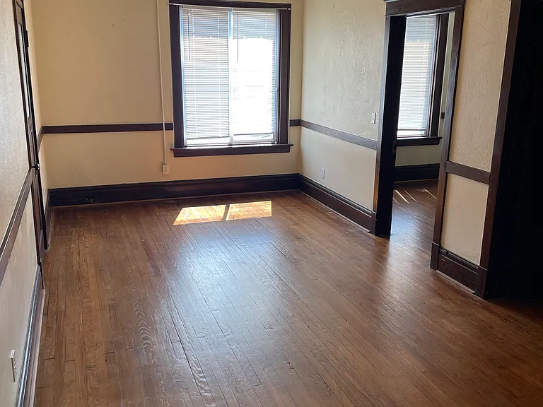 102 W Pine St #B — Photo 5