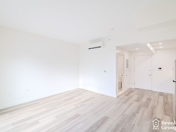 5th image of 101-19 Rockaway Beach Blvd #2P