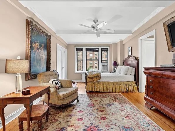 339 E 58th St APT 9B, New York, NY 10022