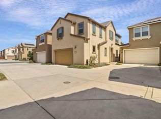 8938 Upbeat Way, Elk Grove, CA 95757