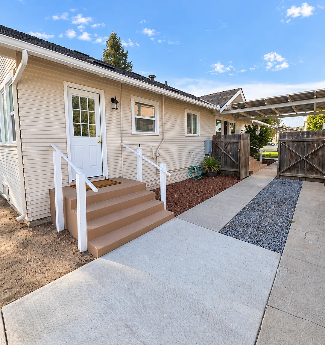 3 bed, 1344 sqft, $2,300 — Photo 3