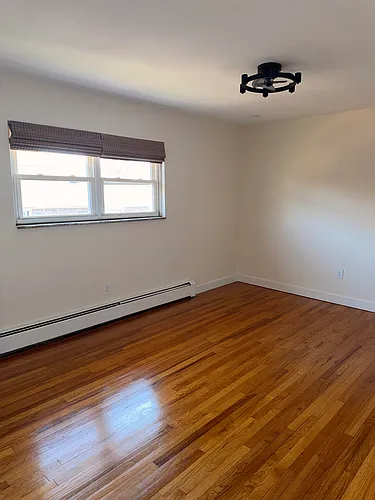 100 Bergen Blvd #28 Photo 1