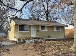 106 Monteith Cir, Saint Louis, MO 63137