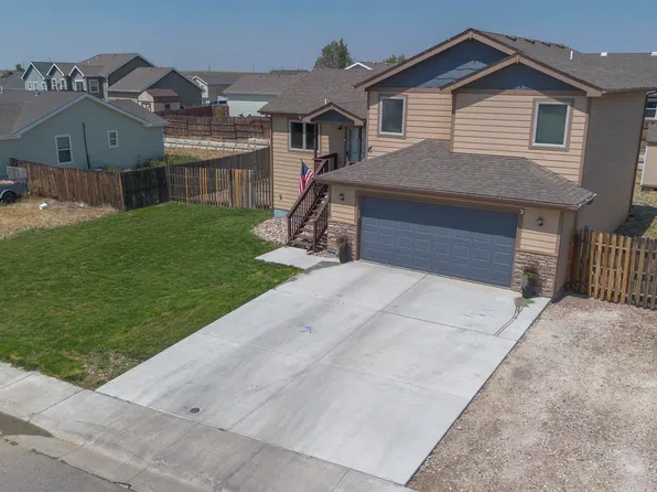 2110 Goosewing St, Bar Nunn, WY 82601