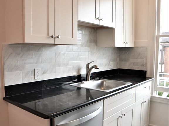 5th image of 1635 Jones St APT 34