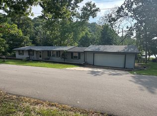 1465 Easy Ave, Lake Ozark, MO 65049