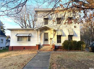 523 S Diamond St, Jacksonville, IL 62650