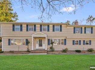 86 Lincoln Ter, Harrington Park, NJ 07640
