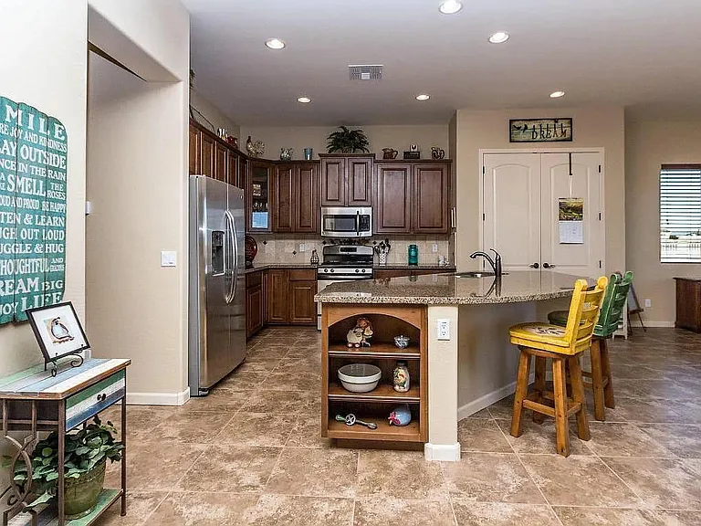 7820 E Falla Bella Way — Photo 4