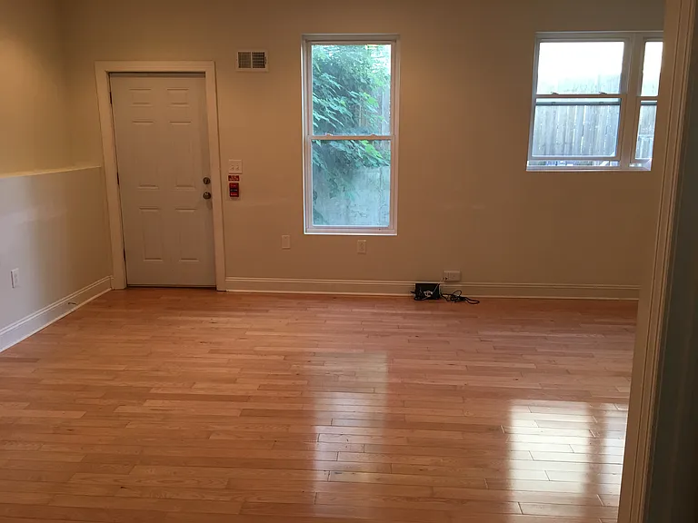 4128 Chester Ave #1R — Photo 17