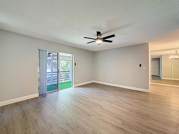 4th image of 1000 NW 13th Street #201a