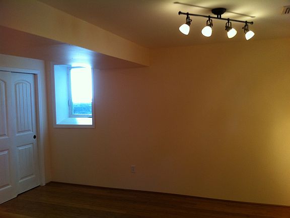 5th image of 40 Boston Ave