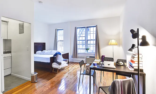 Rented by Bond New York | media 8