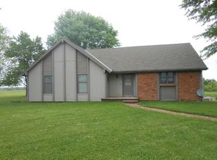 4045 SE Tobin Valley Dr, Cowgill, MO 64637