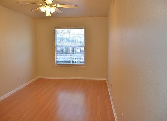 5th image of 8717 Talyne Chaise Cir #A