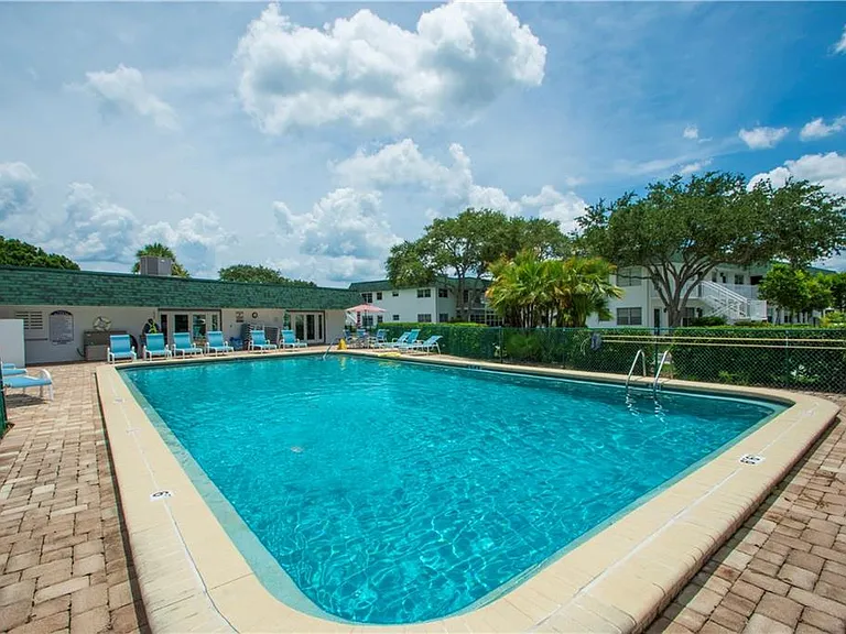 2800 Indian River Blvd #G8 — Photo 29