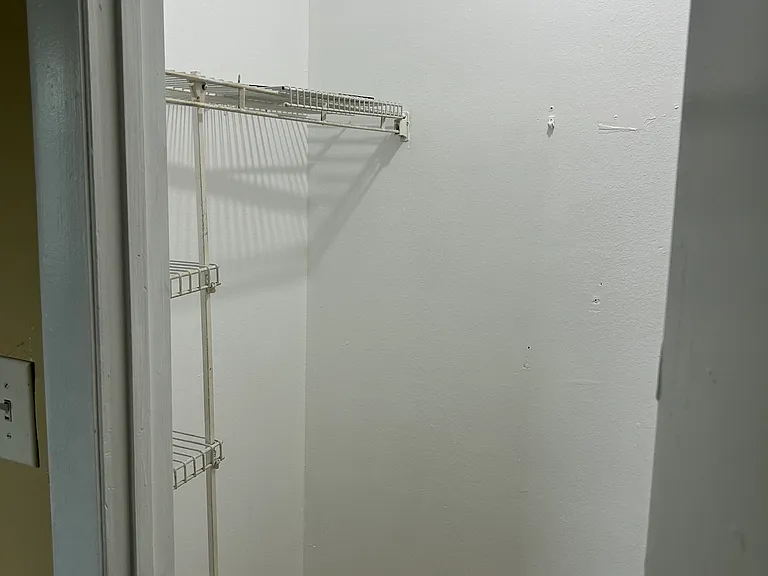 8039 SW 21st Ct — Photo 7