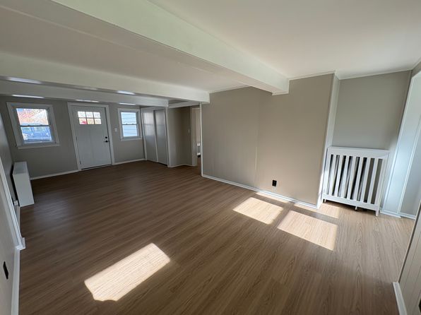 10 Beverly Way APT 2