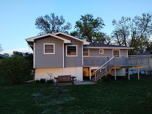 5th image of 3106 S 138th St