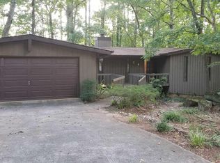 1709 S Hidden Hills Pkwy, Stone Mountain, GA 30088