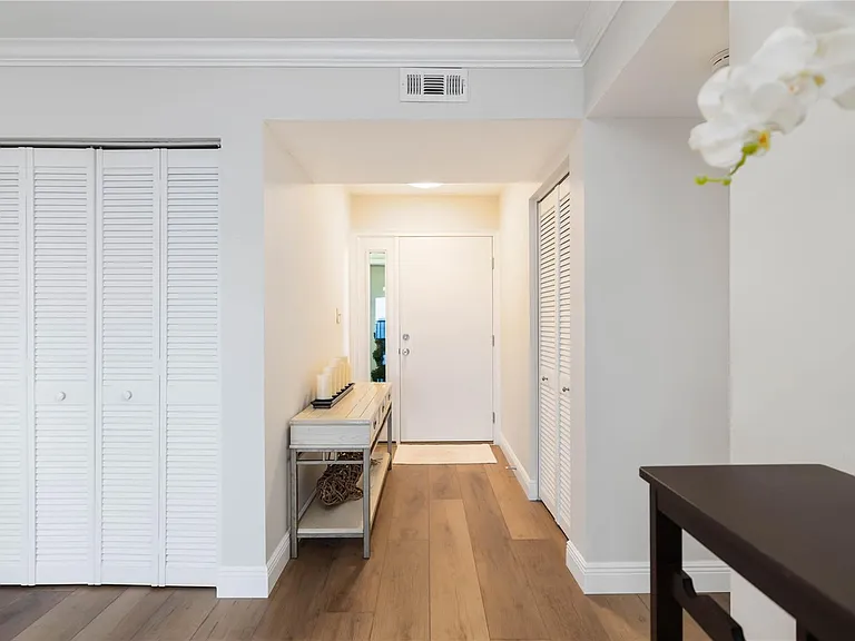 1500 Park Beach Cir #6C — Photo 7