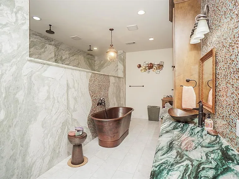 825 Grubbs Rd — Photo 35