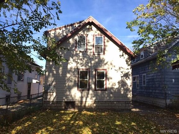 3rd image of 33 Collingwood Ave