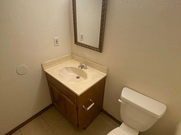 4th image of 126 SW Oxford Pl #126