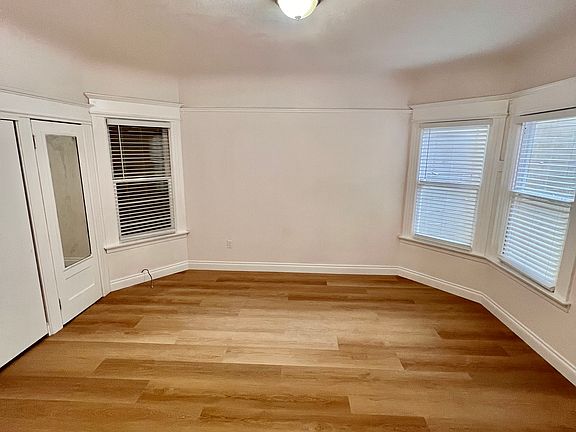 4th image of 255 14th Ave #1