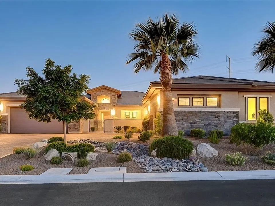 8477 Wolf Mountain Ct