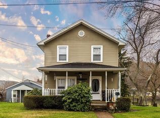 2217 W Virginia Ave, Dunbar, WV 25064