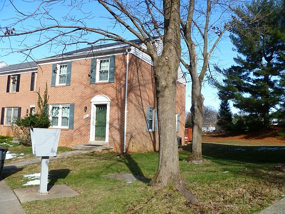 2nd image of 9311 Bentridge Ave