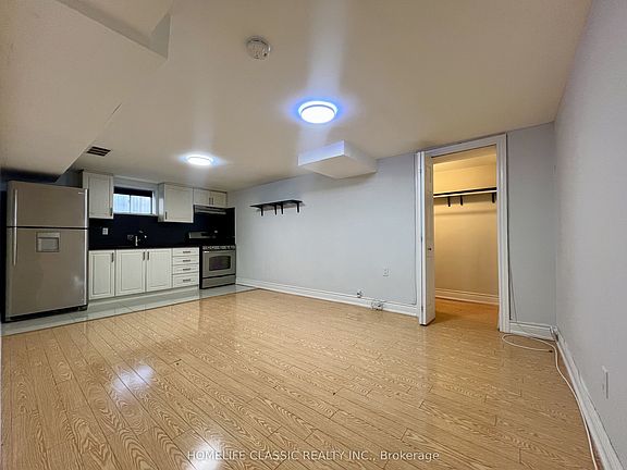 2nd image of 309 Princess Ave #Basement