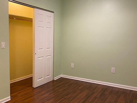5th image of 10 Bell Pl #2