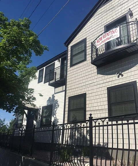 534 E Front St — Photo 9