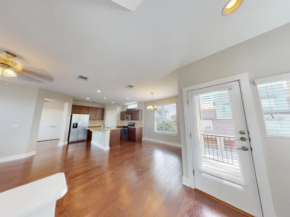 2021 Geniveive Ln, Austin, TX 78741