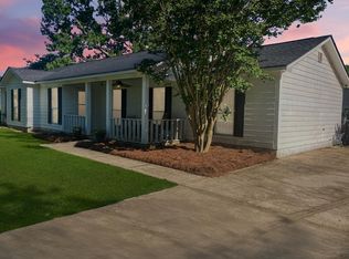 105 Jowers Ln, Leesburg, GA 31763
