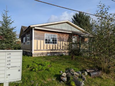 113 New Archangel St, Sitka, AK, 99835