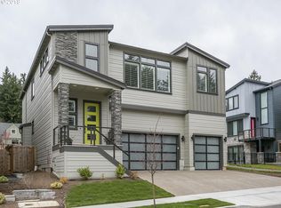 9085 SW Salmon St, Portland, OR 97225