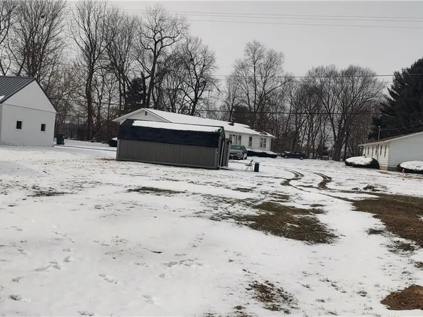 614 Oxford Ave, Newcomerstown, OH 43832