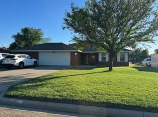 1419 Charles Ave, Panhandle, TX 79068